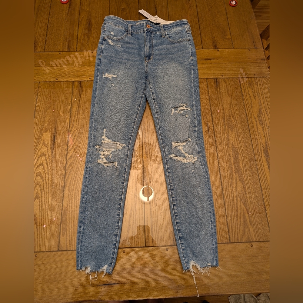 American Eagle Outfitters Light Blue Distressed Jeggings